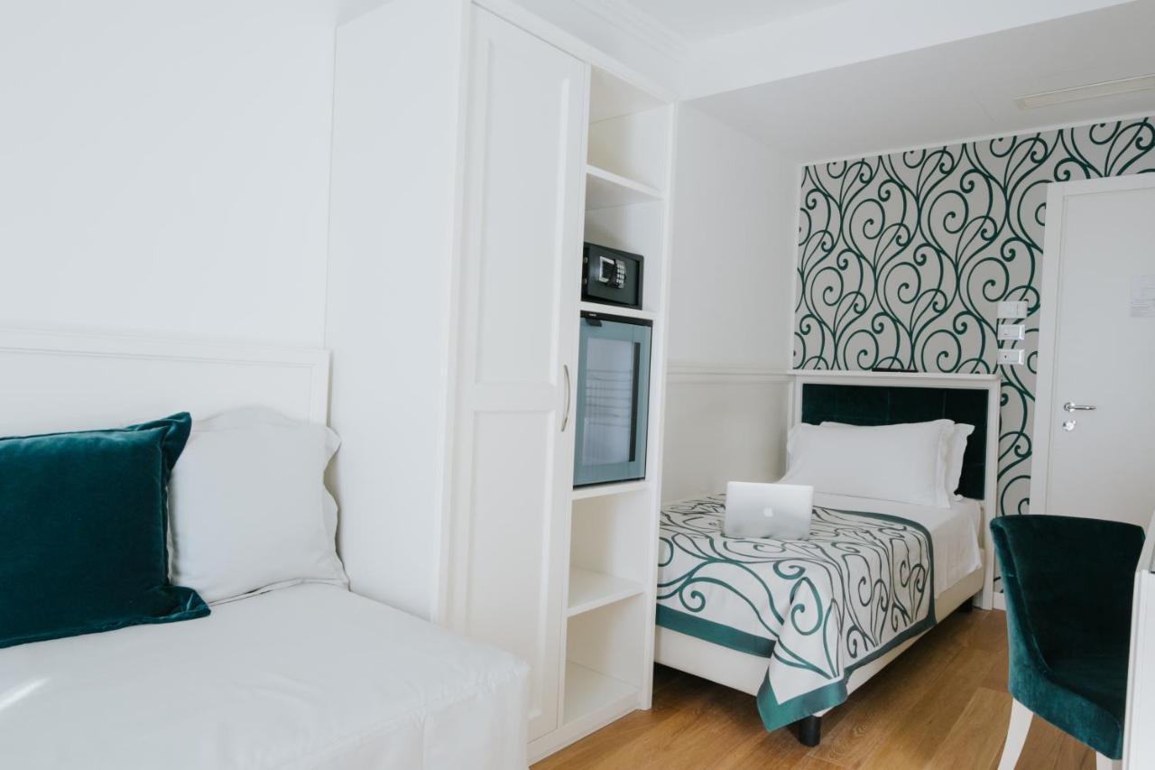 Hotel Citta' Di Parenzo Trieste Esterno foto