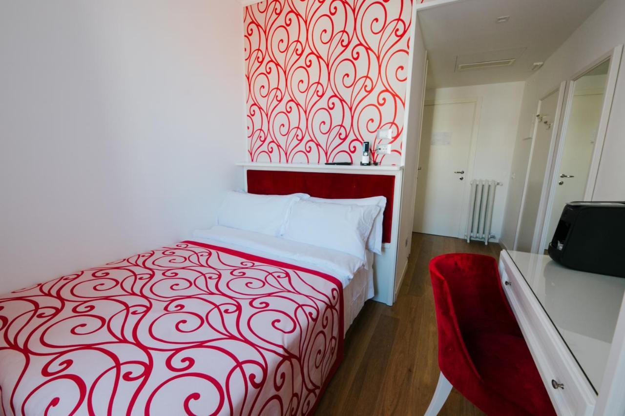 Hotel Citta' Di Parenzo Trieste Esterno foto