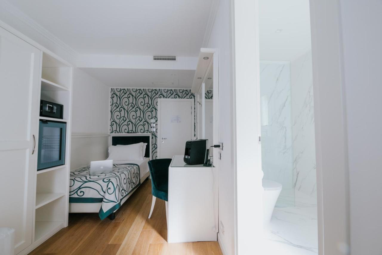 Hotel Citta' Di Parenzo Trieste Esterno foto