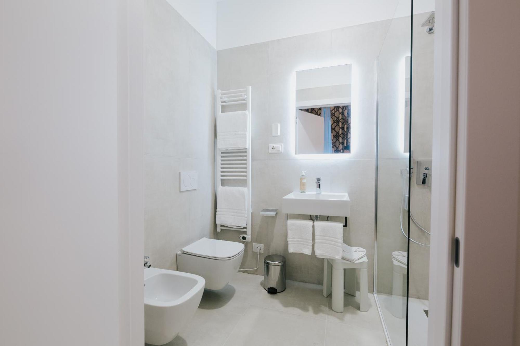 Hotel Citta' Di Parenzo Trieste Esterno foto